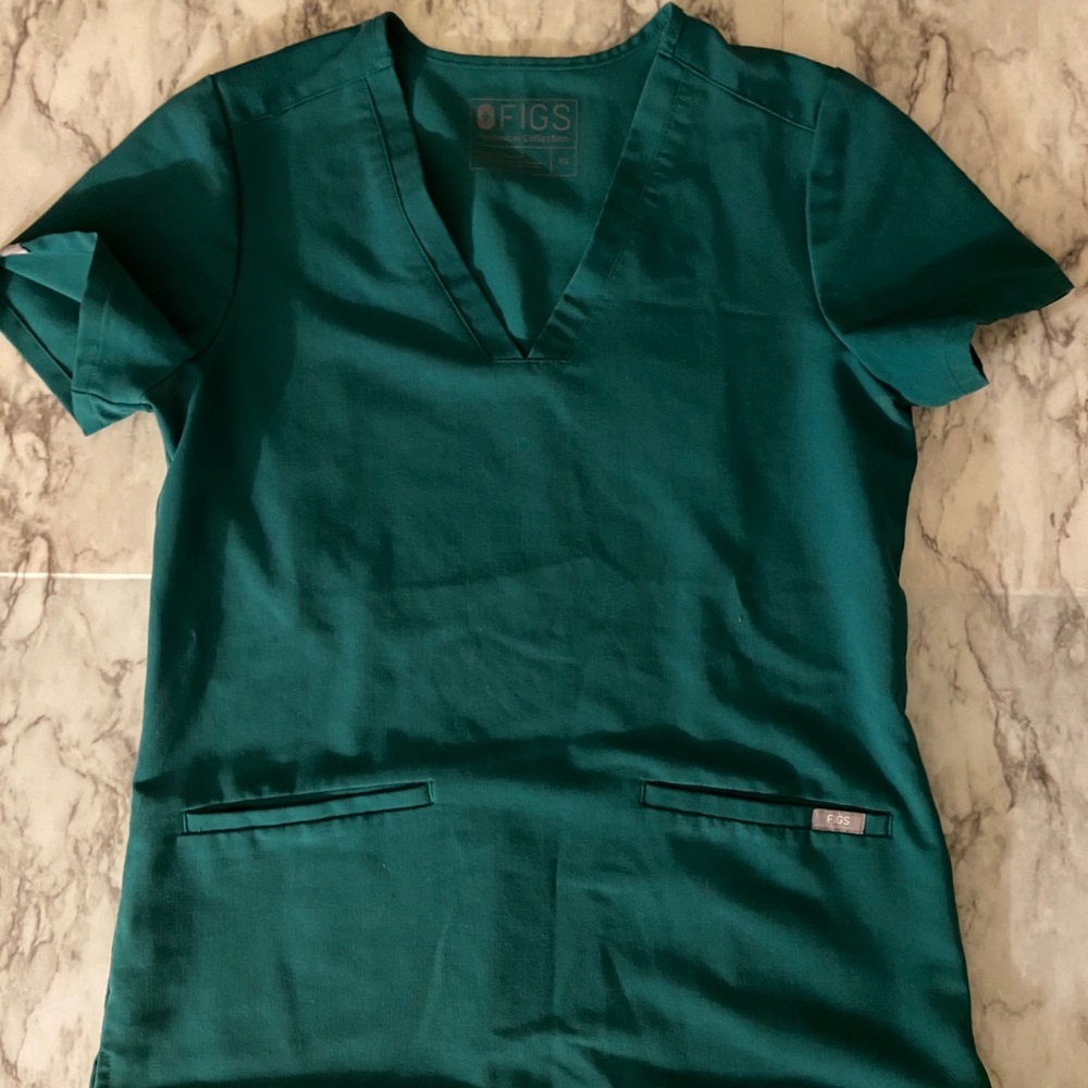 Figs XS Hunter Green Casma